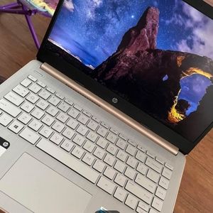 ROSE GOLD HP LAPTOP